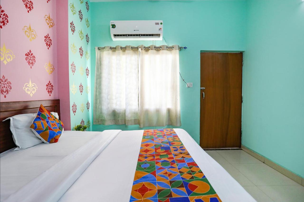 Fabexpress Kashi Khand Varanasi Exterior photo